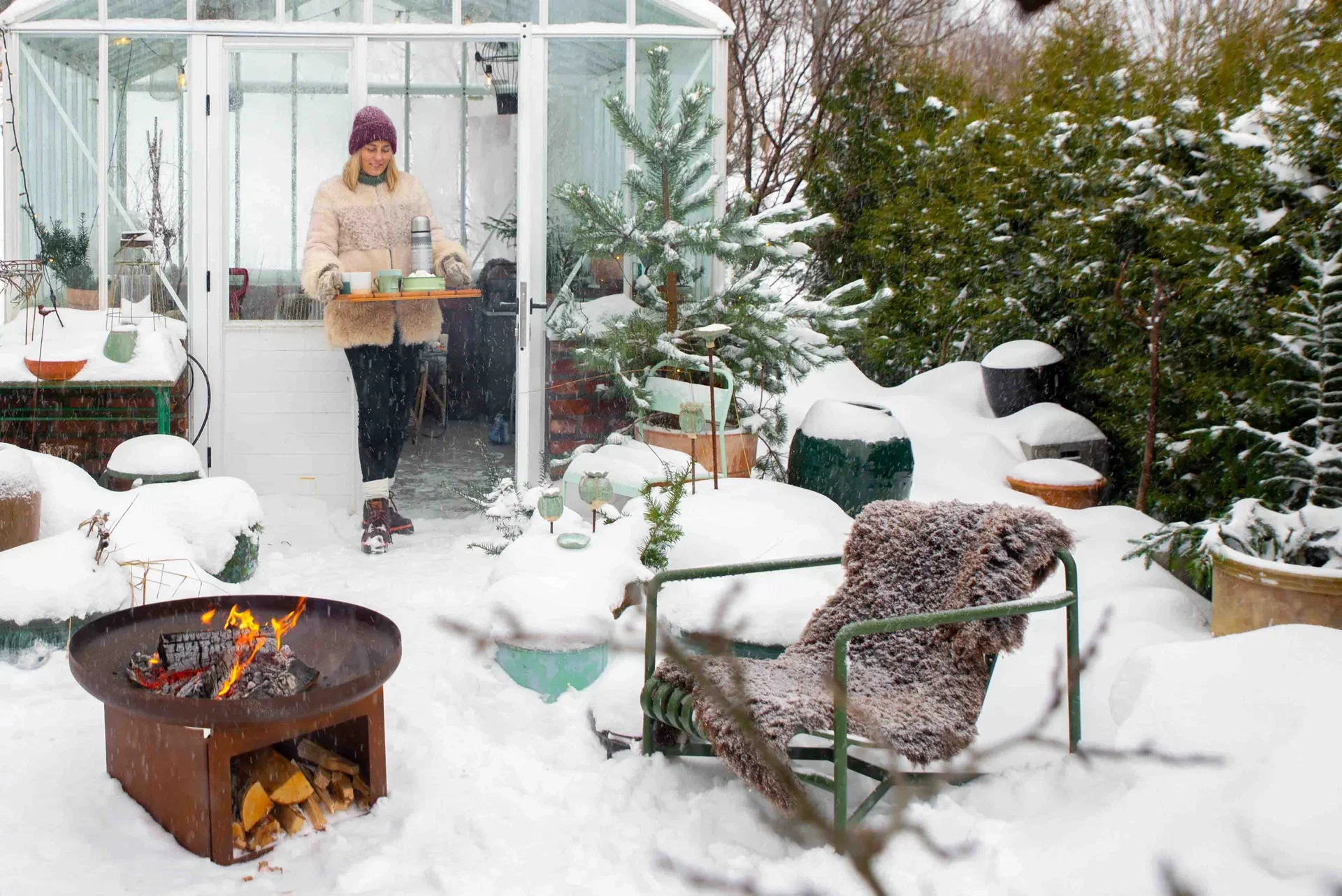 Garden visit: Snowflakes and garden joy at Anniken's in Holmestrand