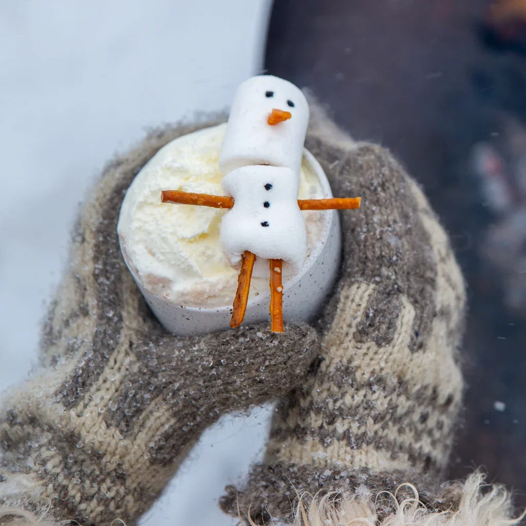 Garden visit: Snowflakes and garden joy at Anniken's in Holmestrand