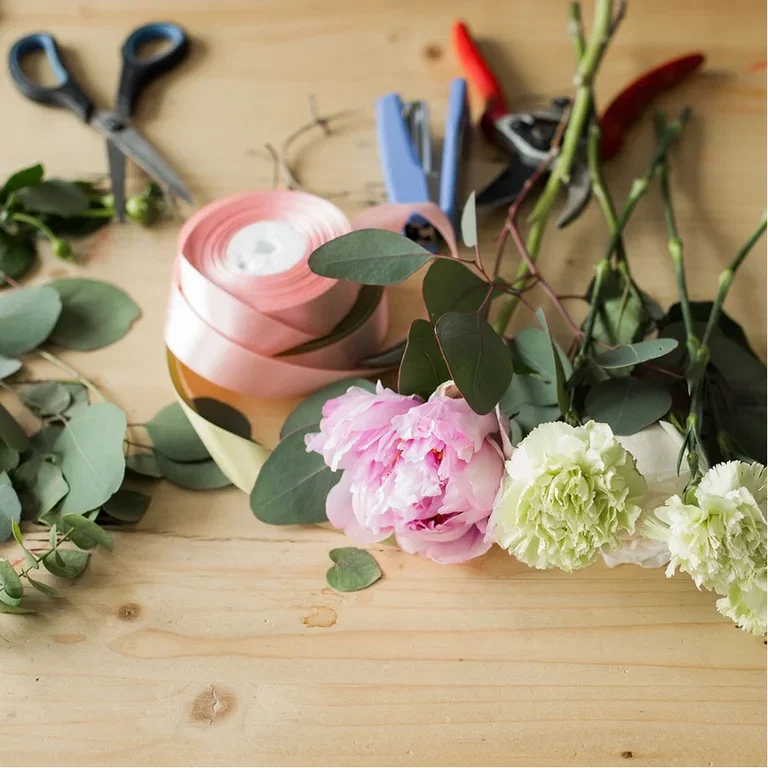 Tie your own flower bouquet – learn the spiral technique
