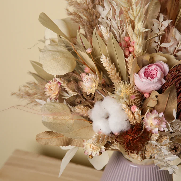 Dry flowers – create beautiful bouquets and wreaths that last