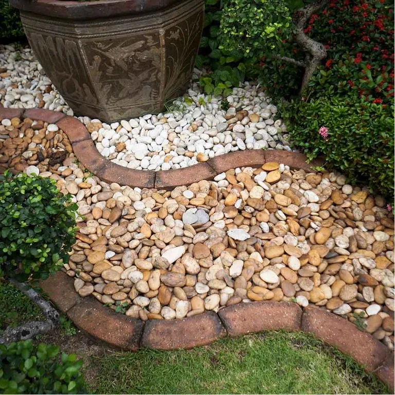 Decorative stones outdoors and indoors – take your garden and home to a new level