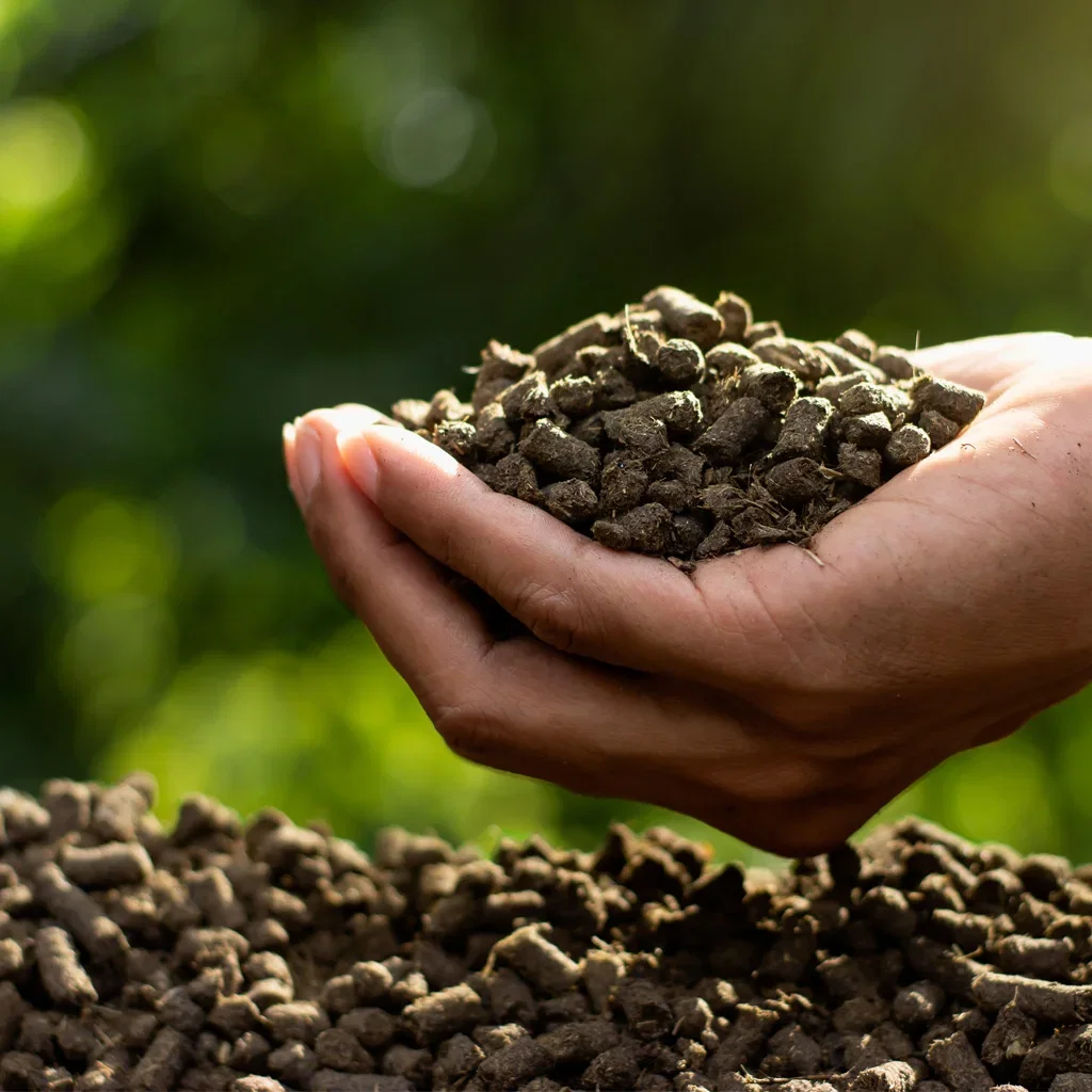 30% off all garden and lawn fertilizer