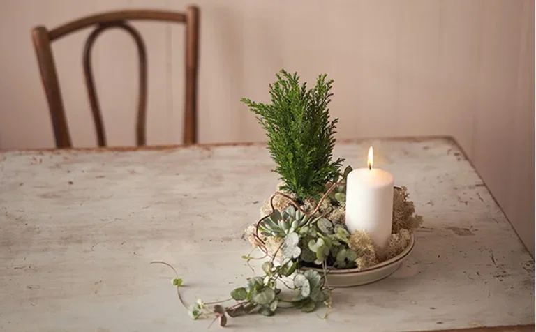 Create Your Own Christmas Arrangement
