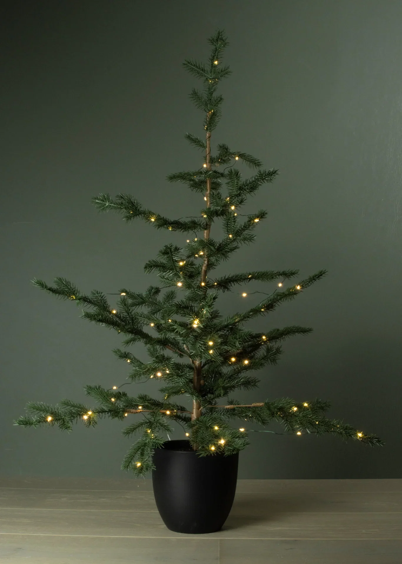 Julgran med belysning